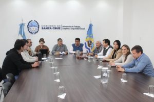 Provincia fortalece la mesa de trabajo con operadoras y UOCRA para acompañar la reactivación petrolera