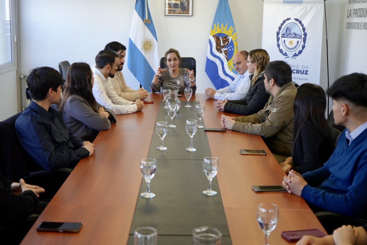 Estudiantes del ISES comenzaron sus prácticas profesionalizantes en el Ministerio de la Producción
