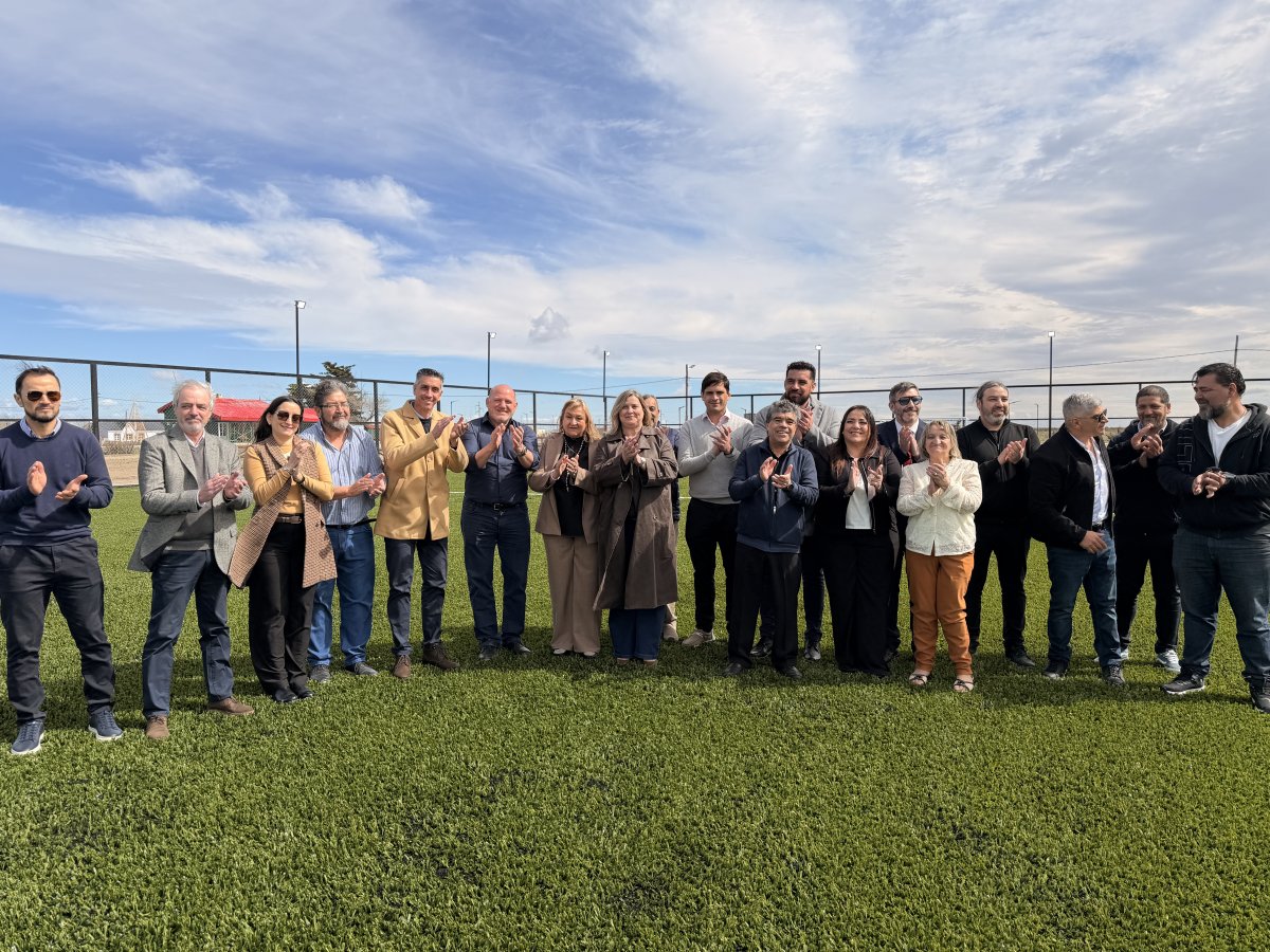 El Gobierno celebró los 115 años de Jaramillo y Fitz Roy con la entrega de terrenos, obras y nuevos proyectos