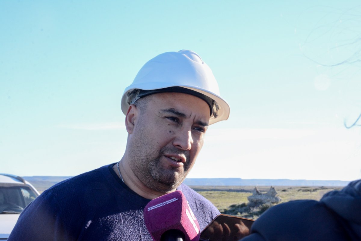 Servicios Públicos trabaja en la reparación del acueducto de Palermo Aike y prevé restablecer el bombeo al mediodía