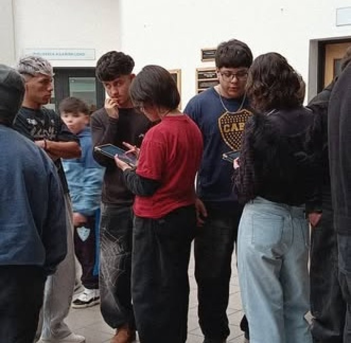 Reconectar: Santa Cruz construye información para prevenir la ciberludopatía juvenil