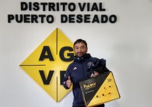 Vialidad Provincial supervisó tareas operativas y entregó indumentaria de seguridad a trabajadores de Puerto Deseado