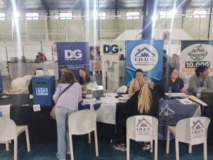 Viva Barrio llegó a Cañadón Seco con servicios, asistencia y propuestas para las familias