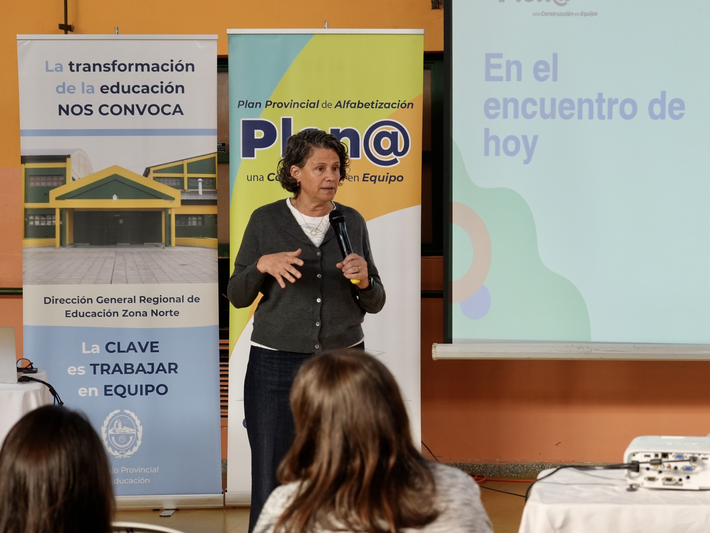 5to encuentro trayecto formativo "El acceso a la alfabetización inicial en el Nivel Primario", en Caleta Olivia.