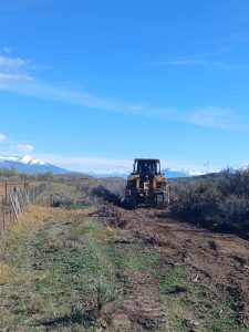 Vialidad Provincial realizó trabajos de mantenimiento y apertura de calles en Lago Posadas