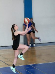 El básquet femenino santacruceño transita la etapa final de preparación para la Araucanía 2026