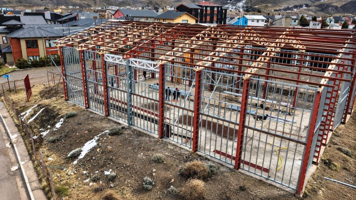 El Chaltén: reactivan obras educativas y avanzan en infraestructura clave para la localidad