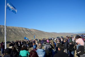 Claudio Vidal descubrió la piedra fundacional del proyecto productivo “Los Alamos”