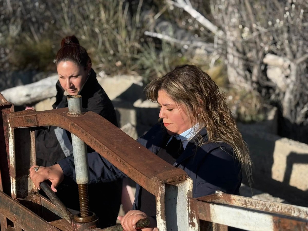 Carina Bosso destacó el trabajo articulado entre Provincia y Municipio para recuperar el sistema público de riego de Gobernador Gregores