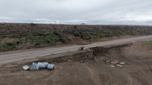 Vialidad avanza con trabajos en la Ruta Nacional N°3 en el sector de La Lobería 