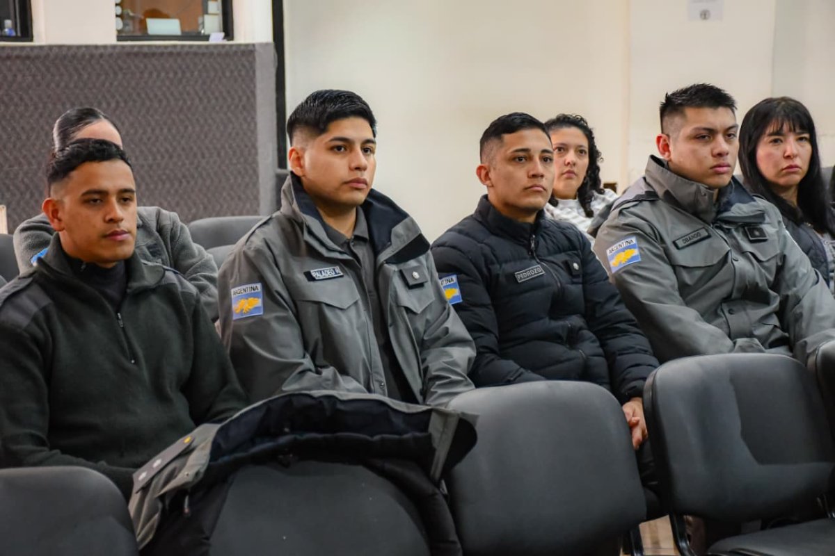 Comenzó una nueva instancia de capacitación de Grupos de Ayuda Mutua, esta vez destinada a fuerzas de seguridad