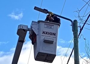  "Iluminando Santa Cruz": el Gobierno Provincial avanza con una histórica inversión de 15 mil luminarias en todo el territorio