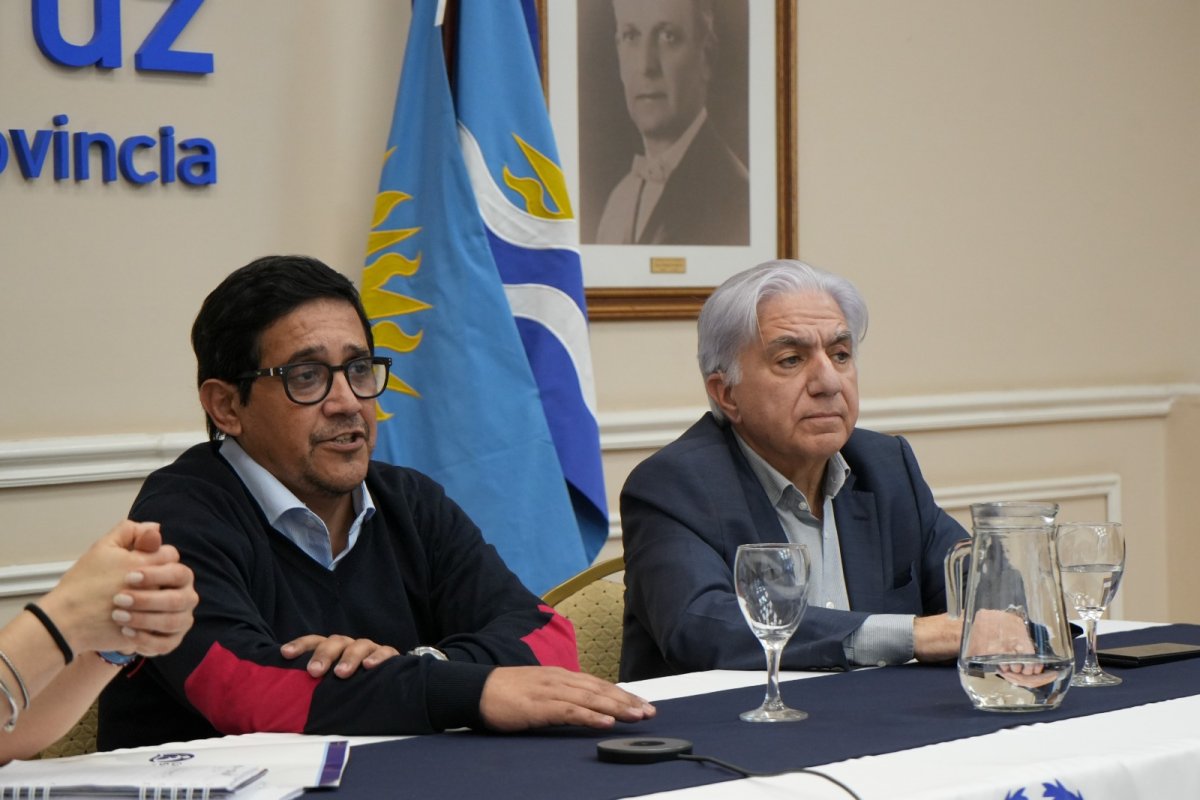 Concretaron mesa de trabajo para garantizar la cobertura prestacional de la Caja de Servicios Sociales