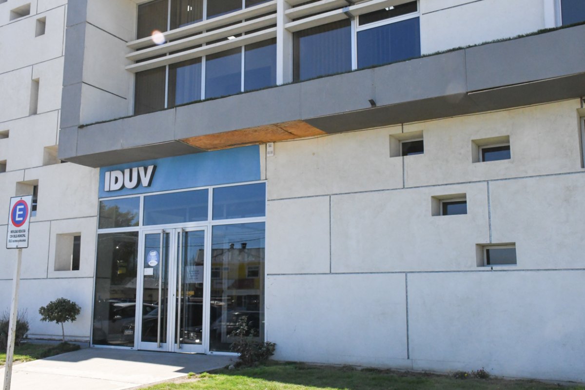 IDUV avanza con la licitación de viviendas modulares: “Buscamos dar una solución habitacional rápida y de calidad”