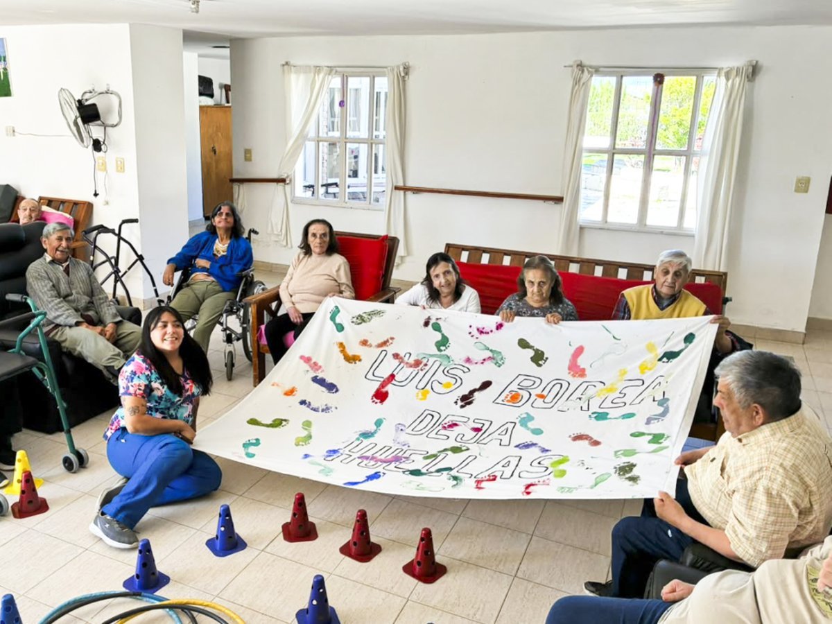 Adultos mayores de la residencia Luis Borea de Piedra Buena.