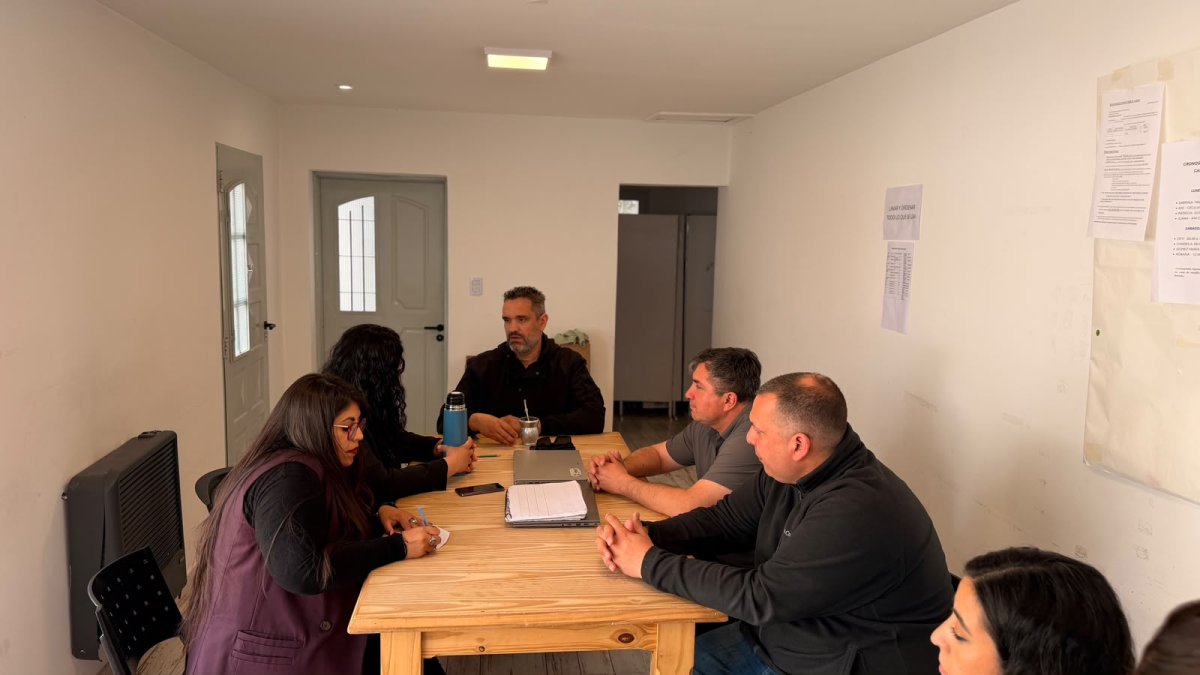 Georgion mantuvo reuniones de trabajo con autoridades de Perito Moreno para fortalecer la articulación institucional
