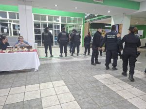 Controles de seguridad y detección de irregularidades durante el recital de Don Osvaldo 