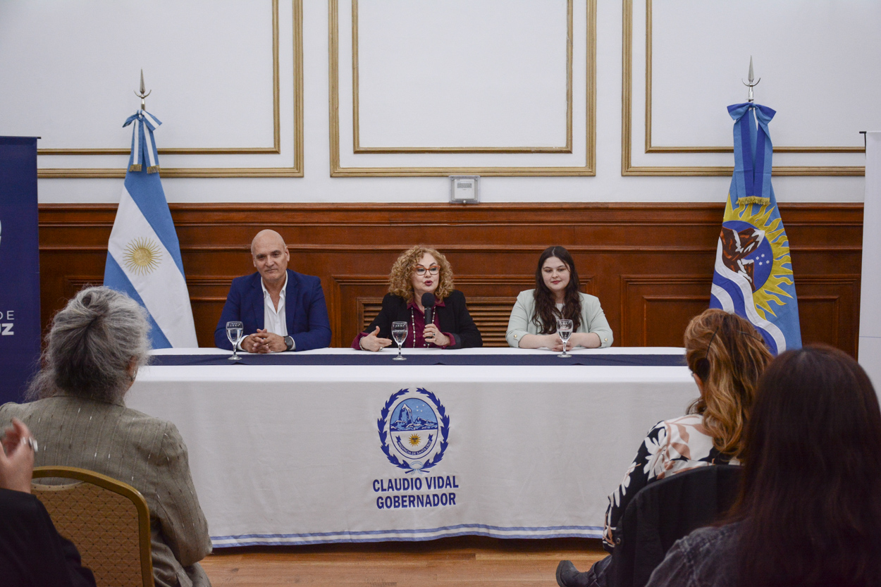 La Provincia fortaleció la formación de voluntarios para la prevención y el acompañamiento comunitario