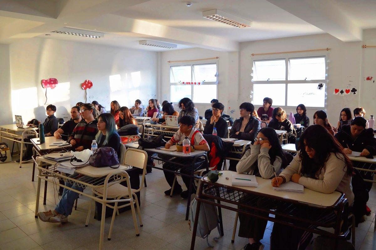 Llevaron adelante una charla sobre elaboración de pósteres académicos