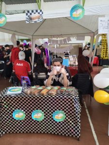 Estudiantes de Educación Secundaria presentaron sus proyectos del programa «Aprender a Emprender»