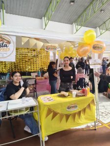 Estudiantes de Educación Secundaria presentaron sus proyectos del programa «Aprender a Emprender»