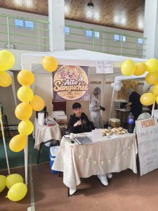 Estudiantes de Educación Secundaria presentaron sus proyectos del programa «Aprender a Emprender»