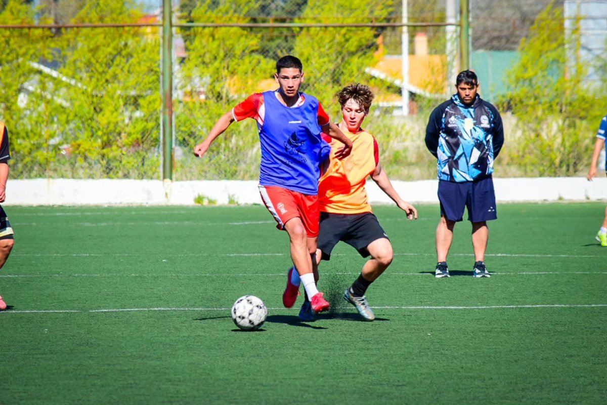Santa Cruz completó el último preselectivo de fútbol masculino rumbo a la Araucanía 2026