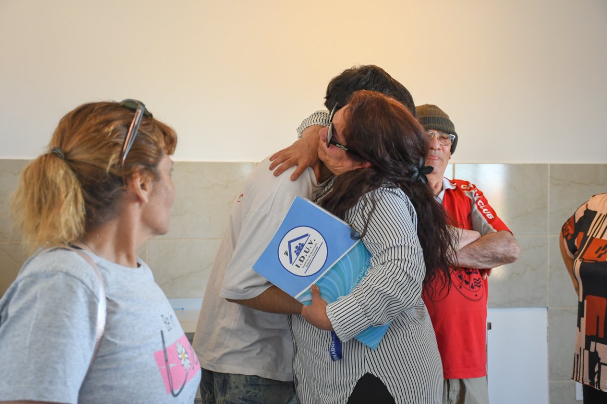 Luego de 21 años de espera, Mónica Ocampo y su familia lograron tener su vivienda propia