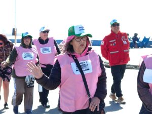 Una multitudinaria caminata reunió a familias y adultos mayores en Río Gallegos