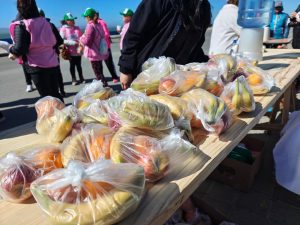 Una multitudinaria caminata reunió a familias y adultos mayores en Río Gallegos
