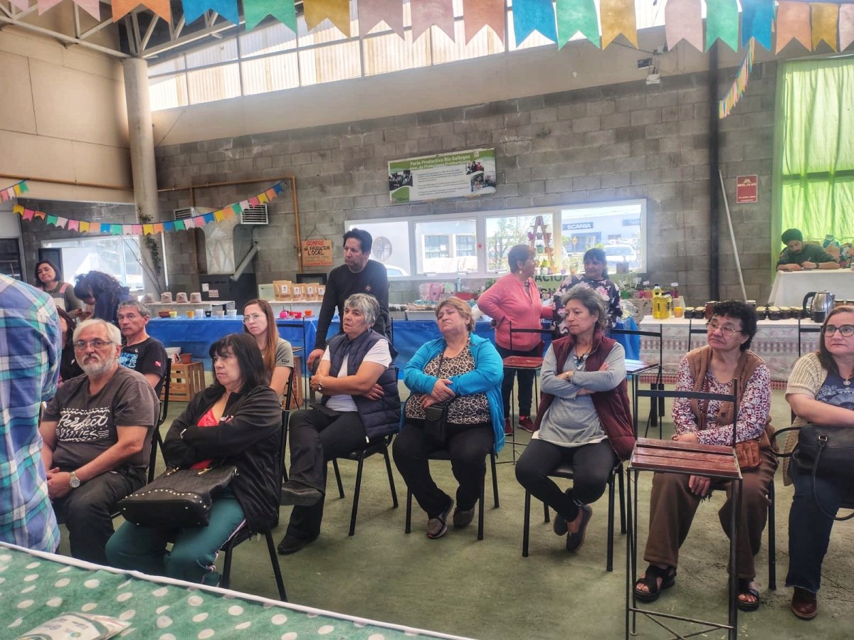 El CAP capacitó sobre compostaje en la asociación de productores frutihortícolas de Río Gallegos
