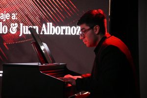 "Santa Cruz Tango" homenajeó a Juan Albornoz y Oscar Cuirolo