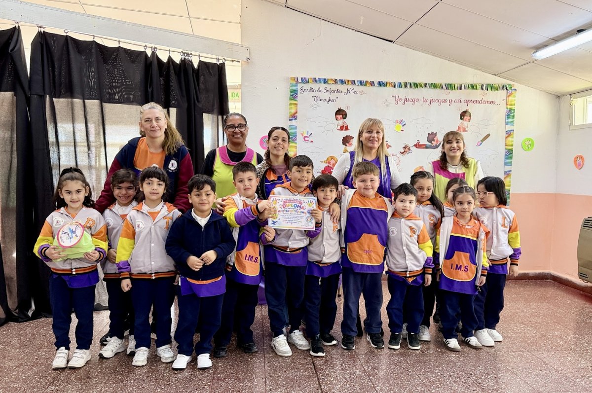 El Jardín de Infantes N° 42 presentó en la muestra anual lo trabajado durante el año