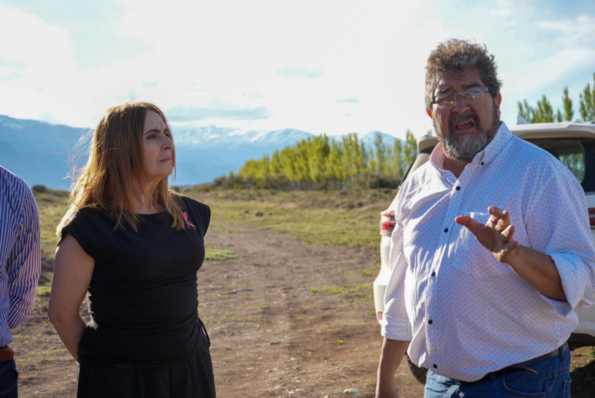 Casanova: "Queremos que Lago Posadas tenga un lugar apto para recibir una aeronave ante una emergencia"