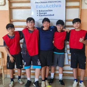 Estudiantes de la Escuela Industrial N° 5 compartieron una jornada de fútbol 