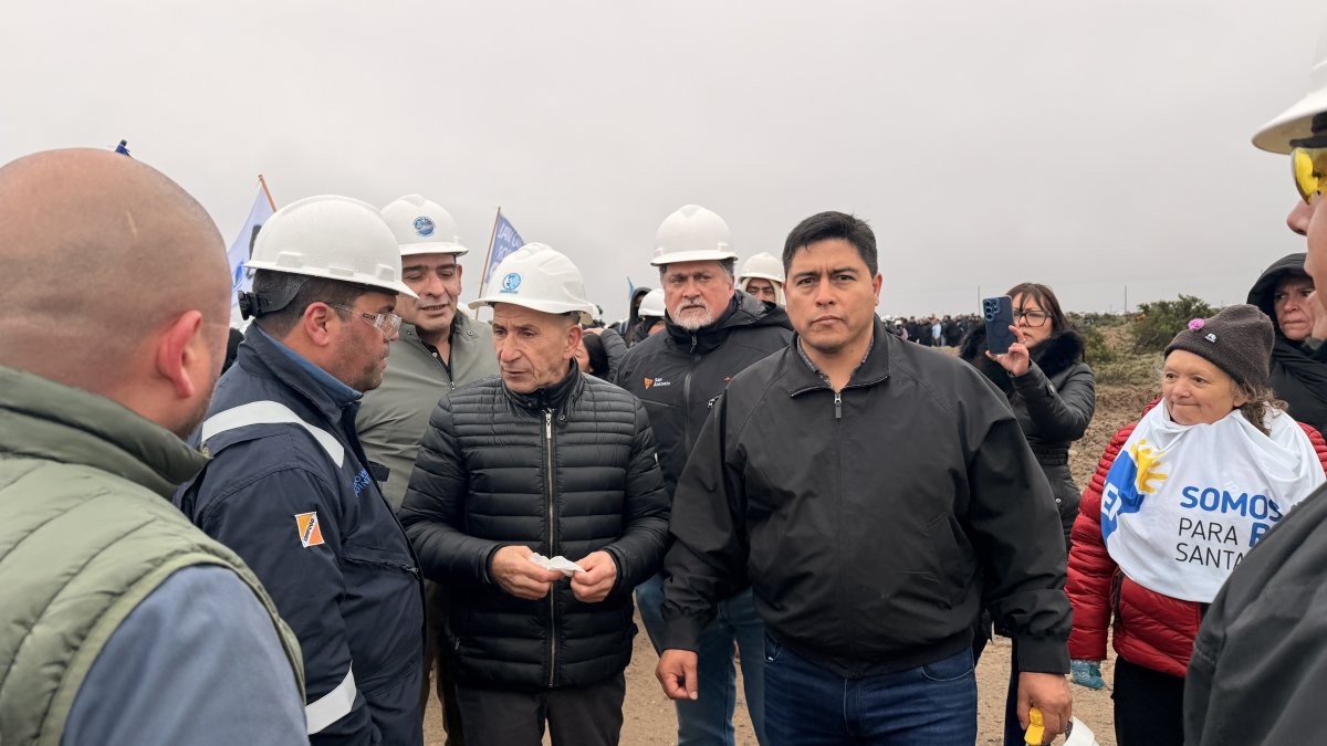 Vidal supervisó el inicio de una campaña de perforación de USD 7,27 millones en el Golfo San Jorge
