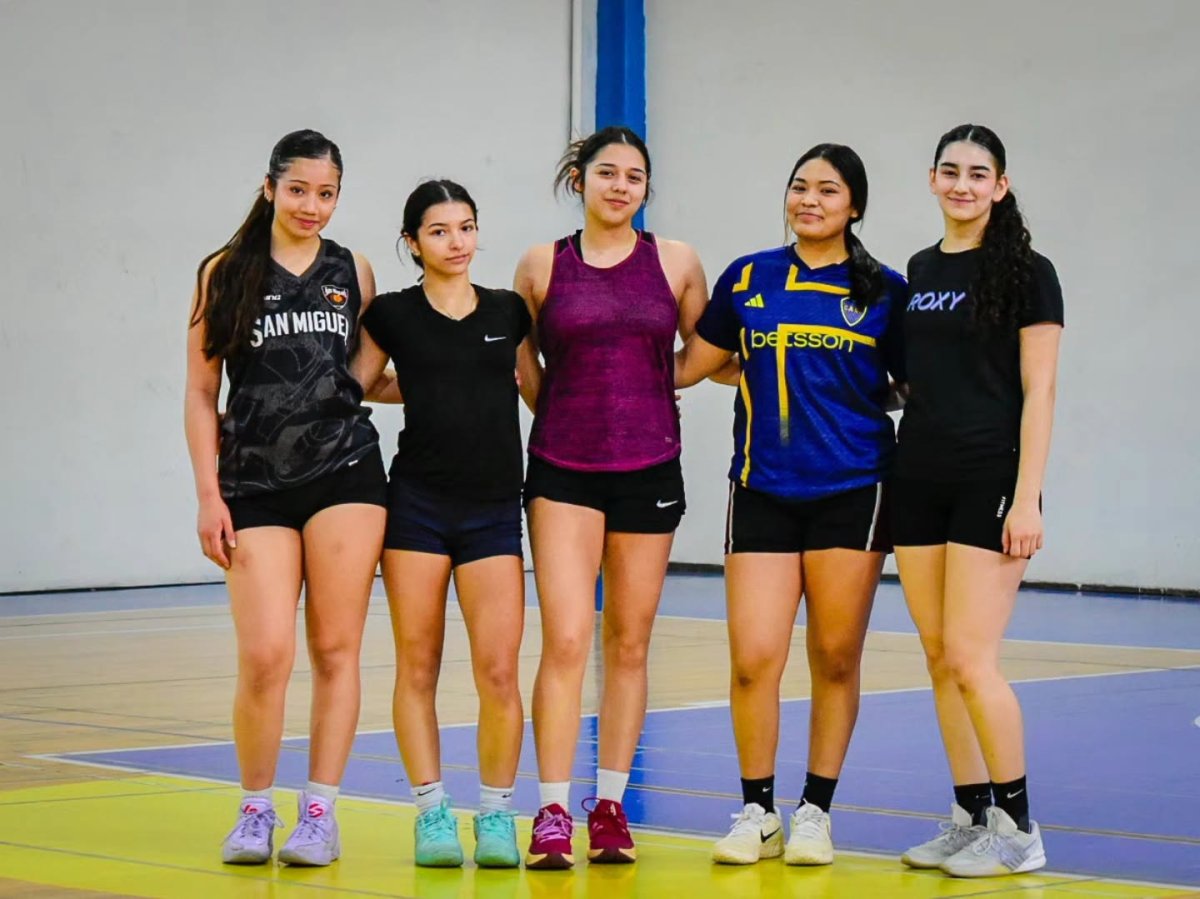 El básquet femenino de Santa Cruz afronta la recta final rumbo a la Araucanía