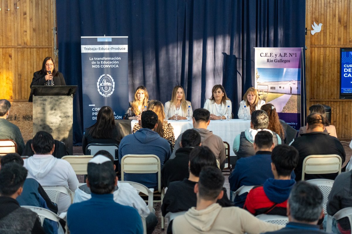 Inició oficialmente un trayecto que consta de 4 módulos formativos, con una duración de 90 horas reloj.
