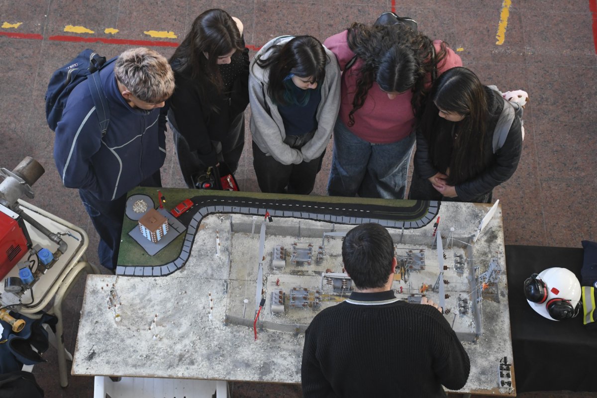 Iris Rasgido: “Es abrir puertas, generar nuevos horizontes y aportar a la construcción del proyecto de vida de cada estudiante”