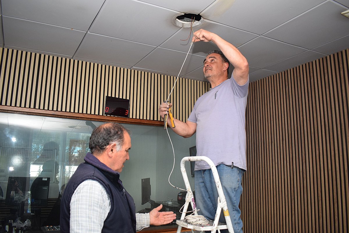 LU14 Radio Provincia continúa renovando sus espacios para mejorar la calidad de sus transmisiones