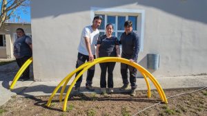 Activá Tu Huerta llegó a una Escuela Rural de Camusu Aike en la Cuenca Carbonífera