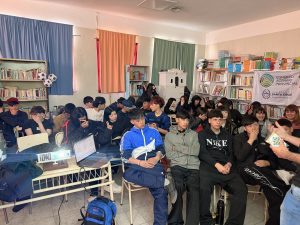 Activá Tu Huerta llegó al Colegio Nº 18 del barrio Evita en Río Gallegos