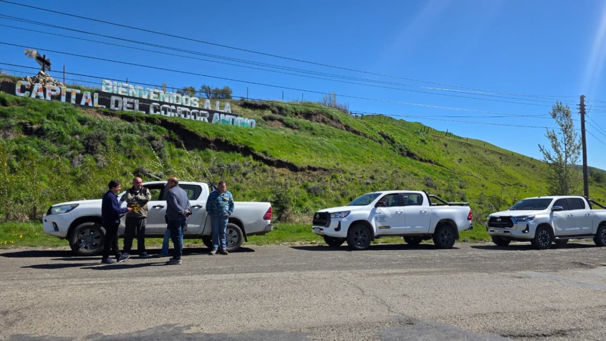 Julio Bujer realizó una recorrida por Río Turbio y 28 de Noviembre.