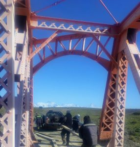Vialidad realizó trabajos de mantenimiento en Puente – Ruta Provincial Nº 21 y bacheo en la Ruta Provincial Nº 11 