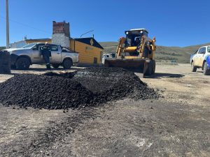 Vialidad realizó trabajos de mantenimiento en Puente – Ruta Provincial Nº 21 y bacheo en la Ruta Provincial Nº 11 