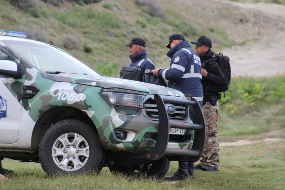 120 agentes y efectivos trabajan en la búsqueda de los dos niños y la contención de sus familias