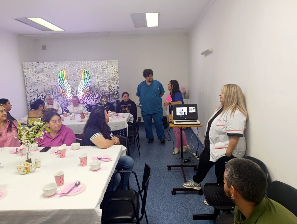 Té Rosa: Se realizó una jornada de prevención del cáncer de mama