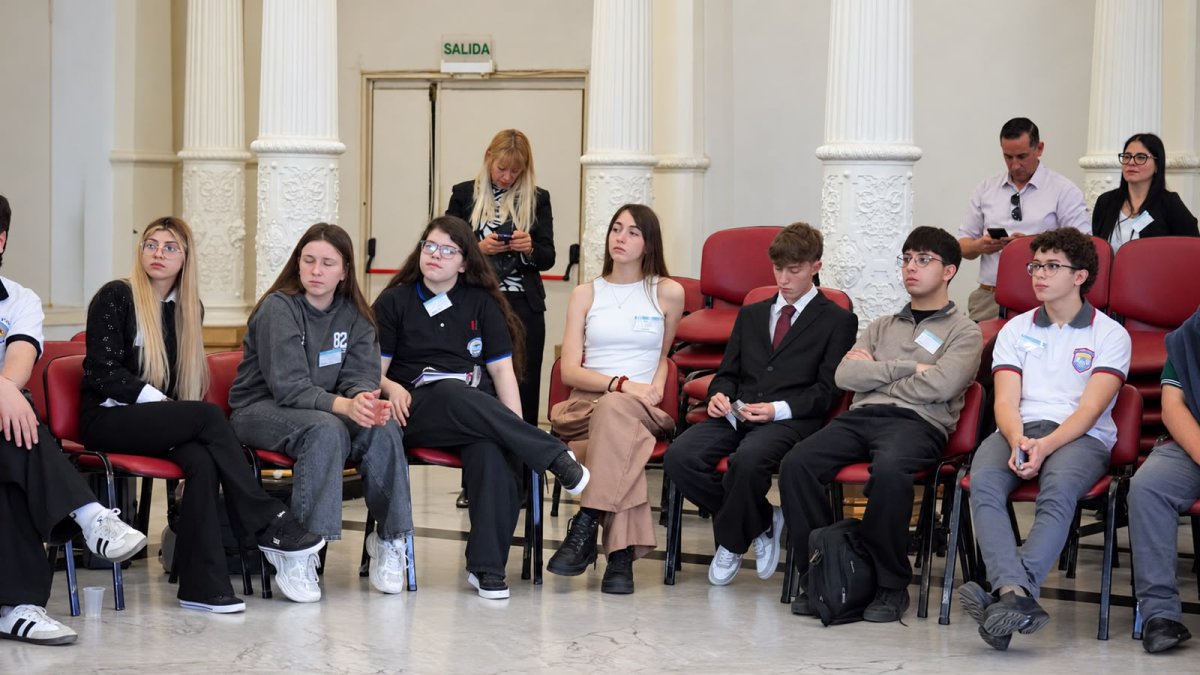 Jóvenes santacruceños participaron del Consejo Consultivo de Estudiantes en Buenos Aires