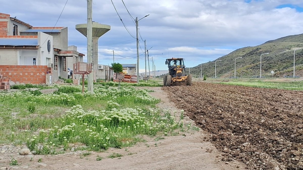 Vialidad Provincial concretó trabajos en Gobernador Gregores, Perito Moreno y Tres Lagos