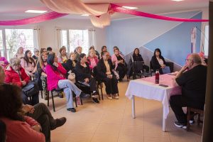 Jornada de concientización sobre el cáncer de mama en Recuerdos Compartidos